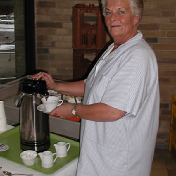Frischen Kaffe im Foyer gibt´s bei Anita Schnabel 