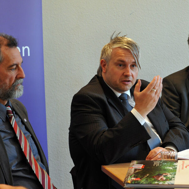 Reinhard Fiola, Jens Surborg, Dr. Johannes Neukirch